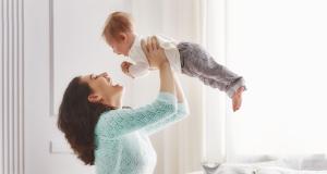 Cum alegi scutecul potrivit pentru pielea sensibila a bebelusilor