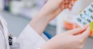 Tu cum iei pastilele? Care sunt cele mai frecvente greseli. La ce trebuie sa fim atenti