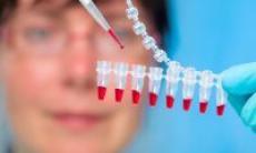 Test revolutionar de sange care detecteaza toate tipurile de cancer