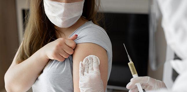 Cand apar anticorpii COVID dupa vaccinare