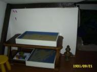 trays